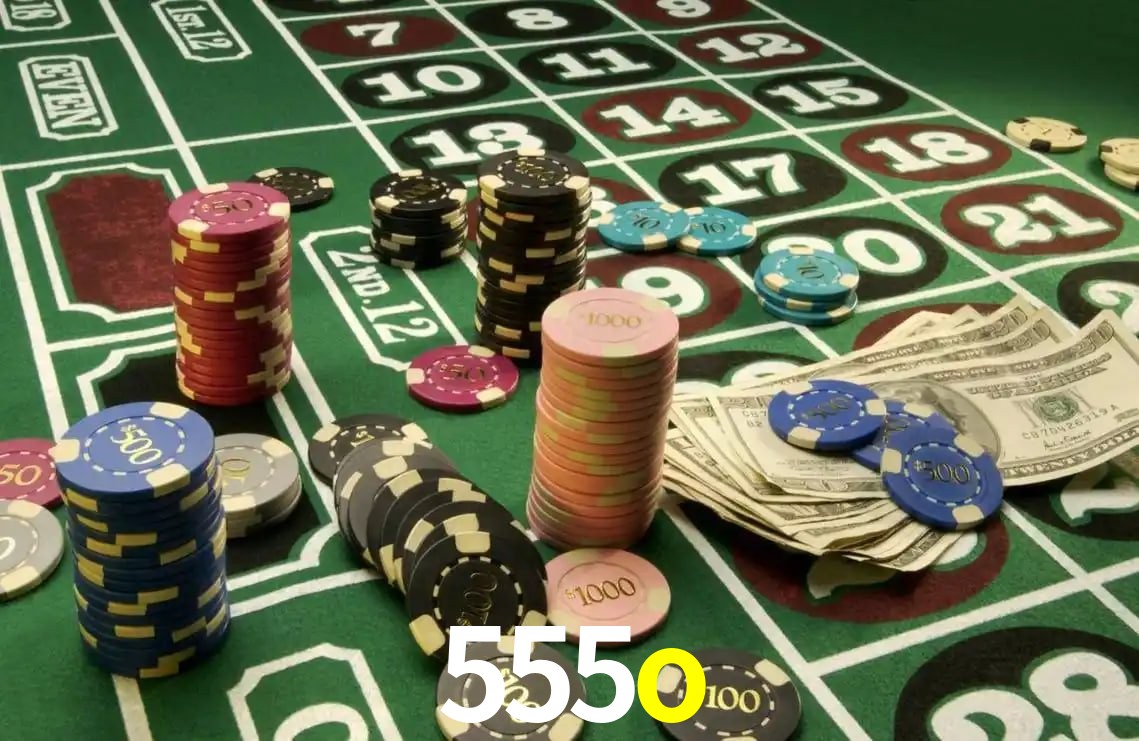 555o App Interface
